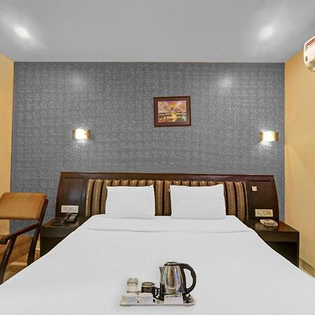 ホテル Townhouse The Grand Plaza ハイデラバード エクステリア 写真